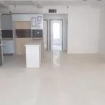 فروش آپارتمان 70 متری مرزداران تهران فول بازسازی کامل طبقه 5 و آفتابگیر مستر ، دو خوابه با سرویس بهداشتی و مستر نوسازی شده و کابینت mdf با آسانسور و پارکینگ و انباری